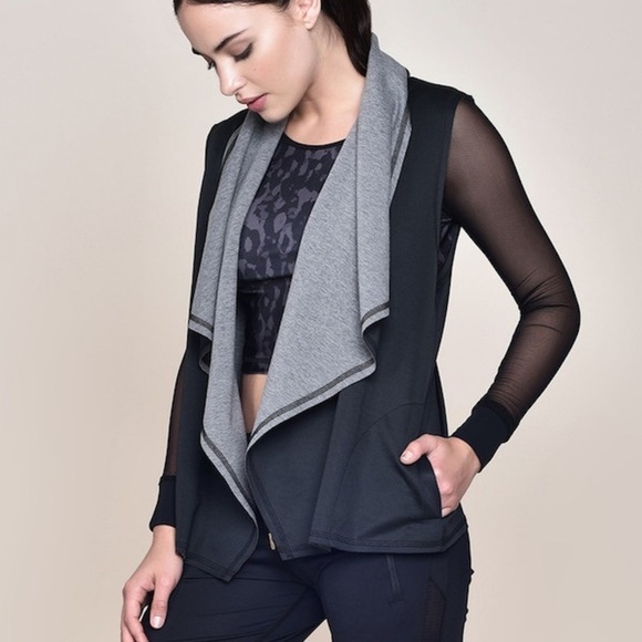 NWT NEW Alala Black Gray Draped Front Reversible Vest Size Small S - Picture 1 of 10